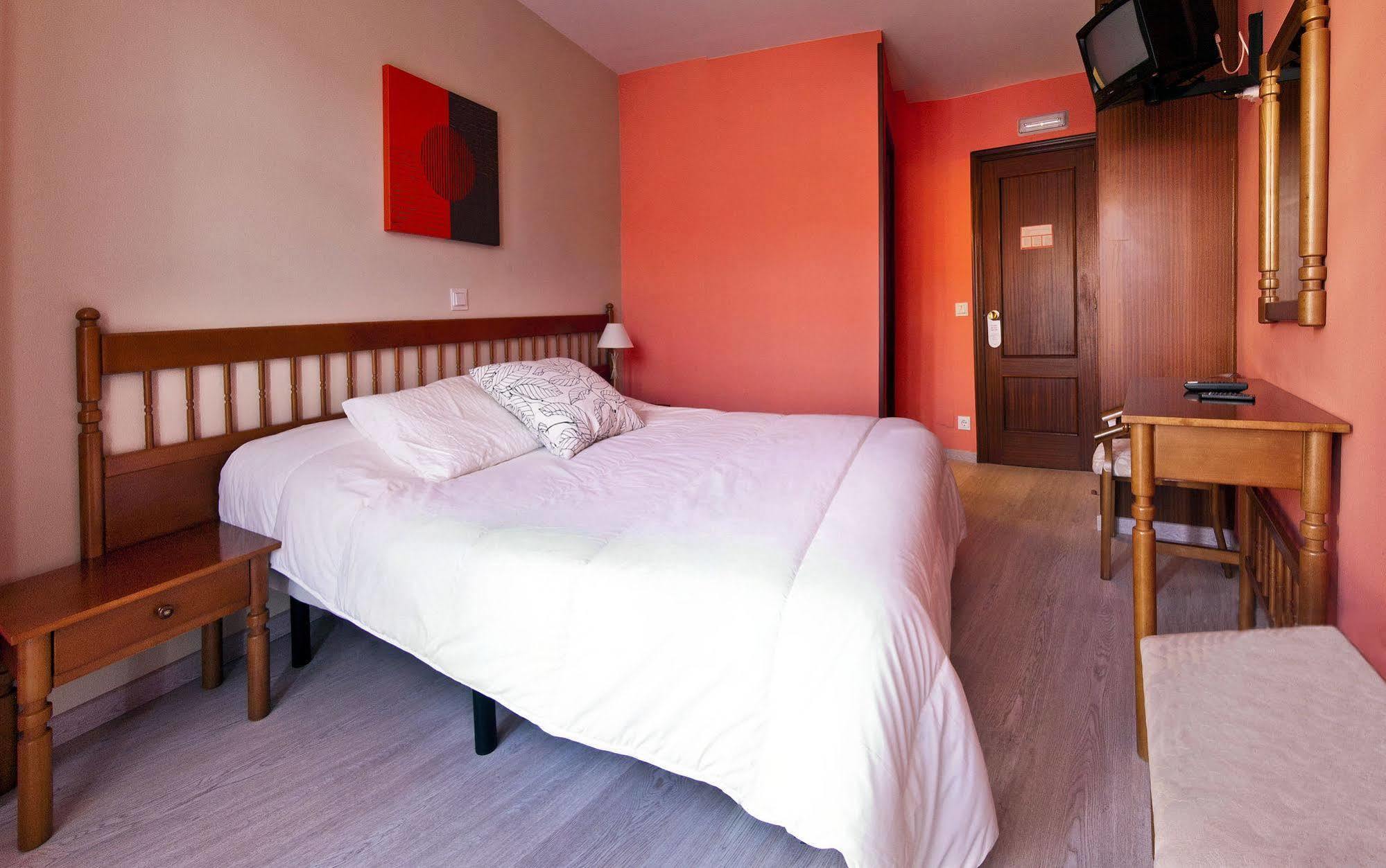 Hotel Rural En Escalante Las Solanas Bagian luar foto